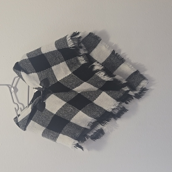 Other - Black and White Checkered Poncho